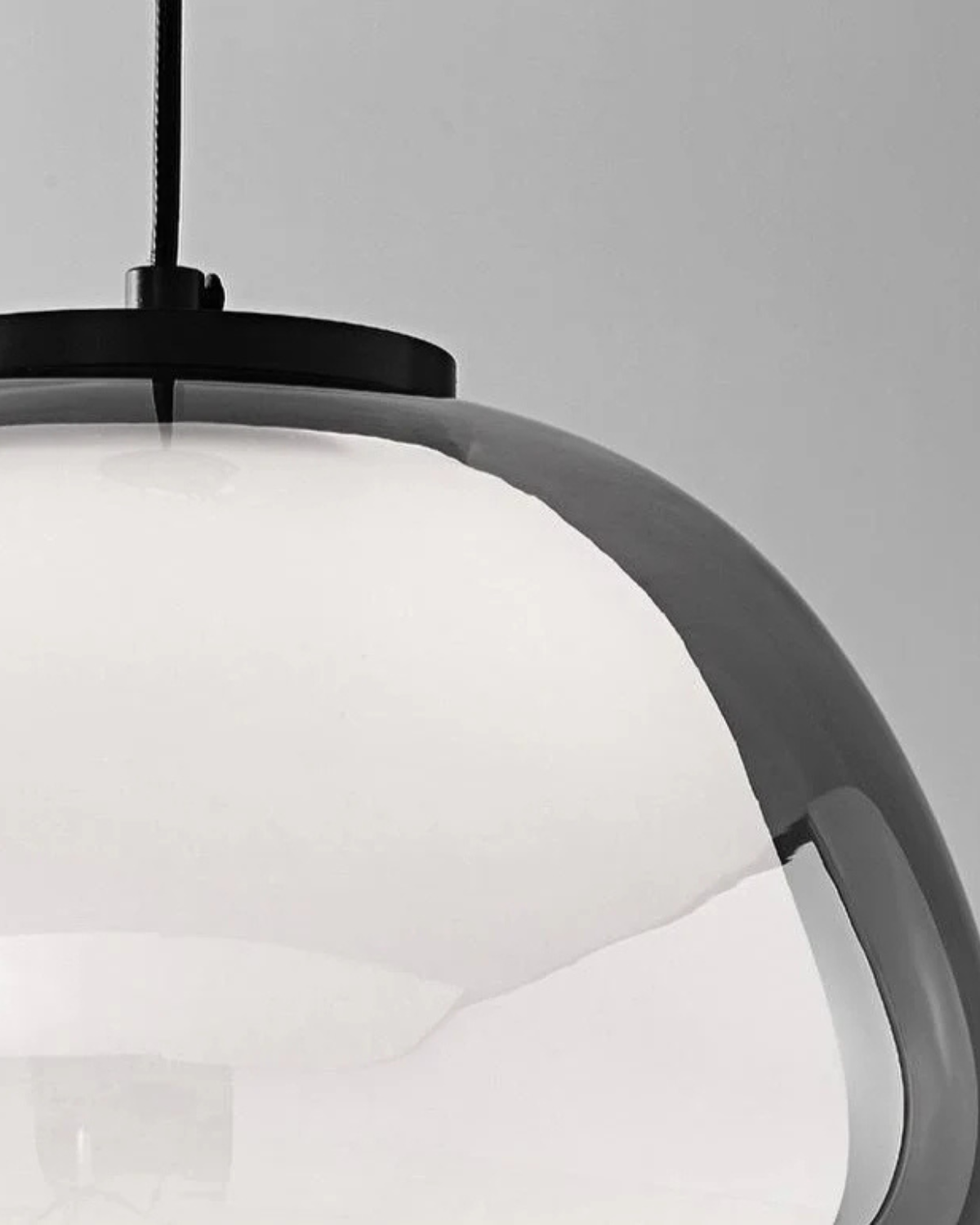 BowLift | Elegant Lamp in the Form of a Glass Dome with Crystal Accent