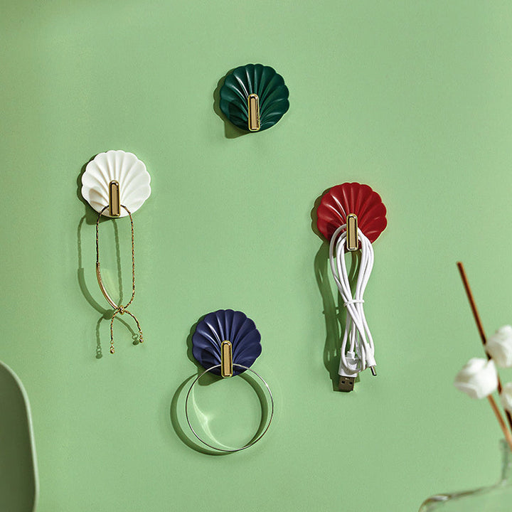Light Luxury Shell Shape Hook | Bowlift