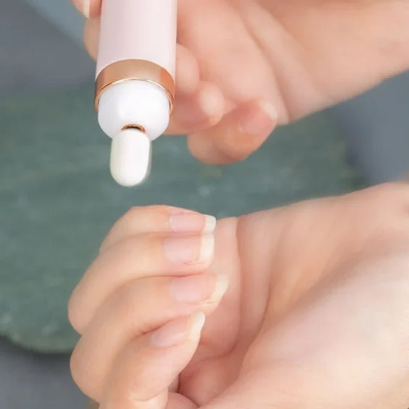 BowLift | ManiPen - Perfect nails - Convenient - Instant shine - Ideal for travel