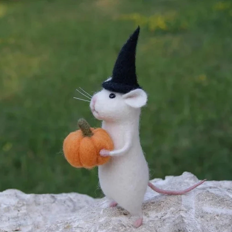 BowLift | Felt Mouse Halloween Ornament