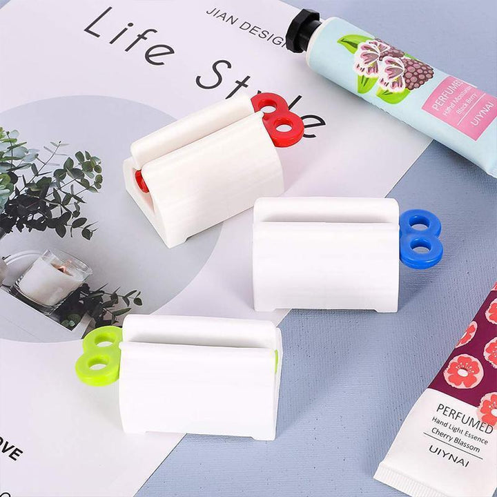 Recyclable environmentally friendly toothpaste dispenser | Bowlift