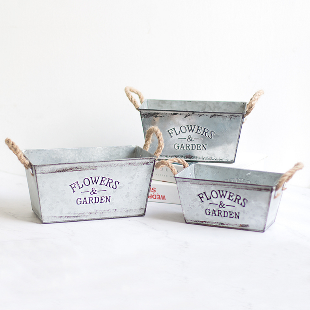 BowLift | Decorative flower and garden container made of metal with hemp rope handles