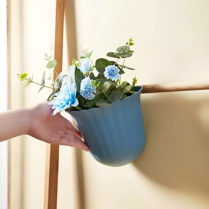 BowLift | Wall-mounted trash can for the kitchen