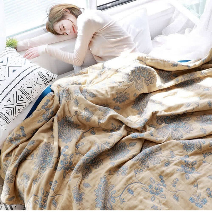 BowLift | FARA - Modern cuddle blanket