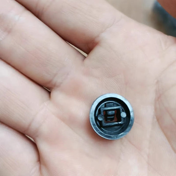 BowLift | Universal nylon cable tie buckle for automobiles