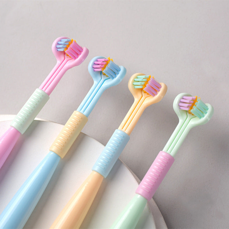 BowLift | Three-sided toothbrush