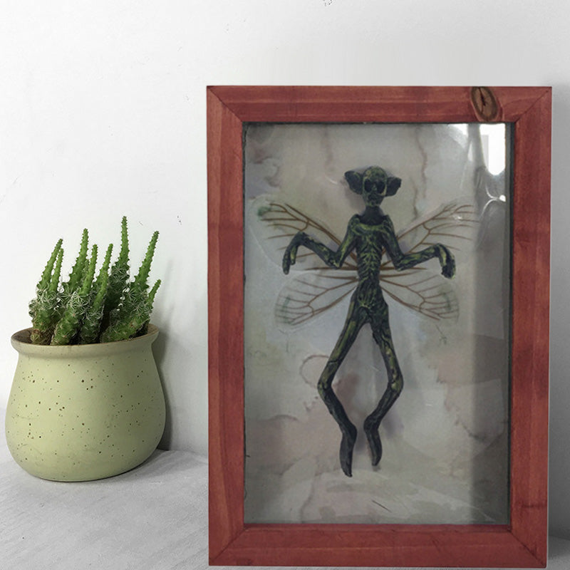 BowLift | Mysterious Mummified Fairy in Frame