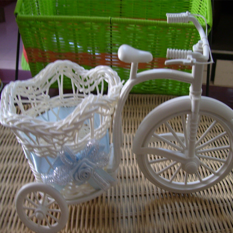 Decorative Bicycle-Shaped Planter Bowlift
