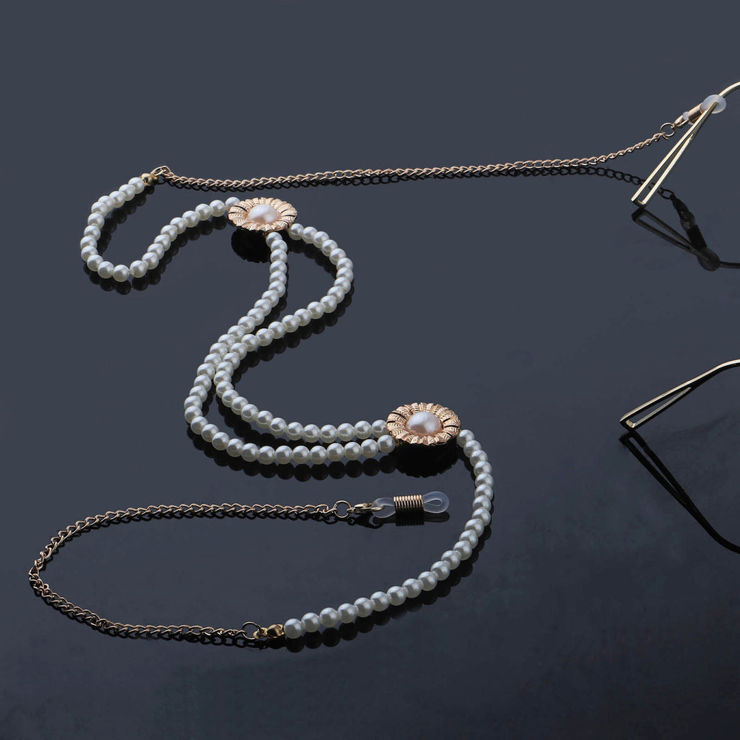 Elegant Pearl Eyewear Chain Bowlift