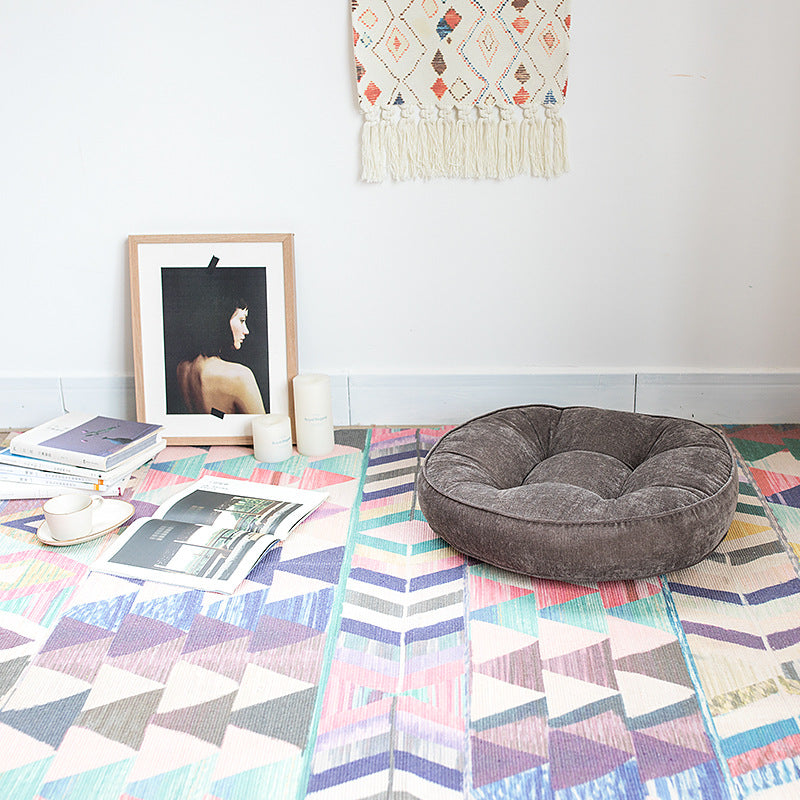 Flat-woven rectangular rug for living and entrance areas with quatrefoil pattern Bowlift