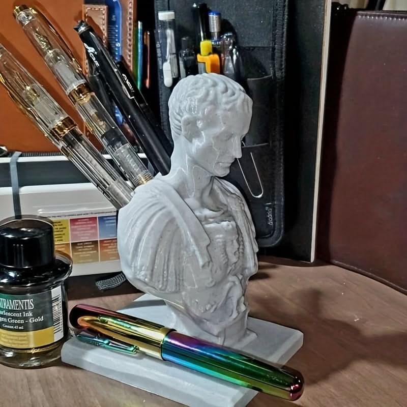 BowLift | Julius Caesar Desk Pen Holder Vintage History Office Accessory