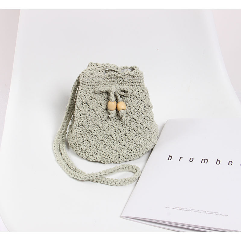 Hand-knotted Shoulder Bag in Modern Boho Style Bowlift