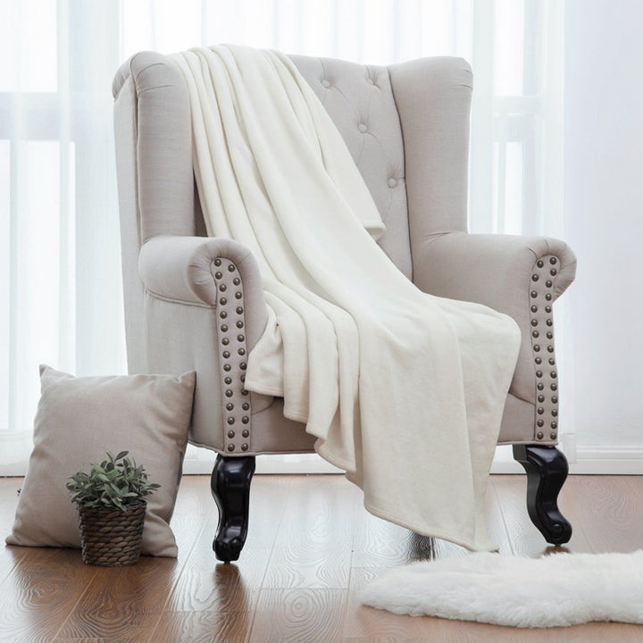 Women Luxurious and extremely soft fleece blanket Bowlift