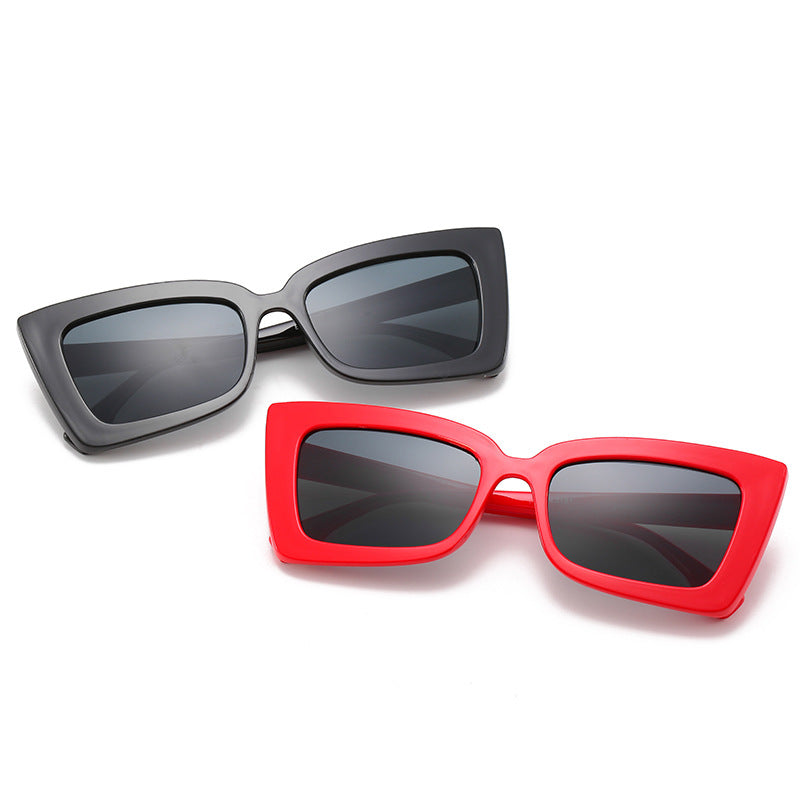 Women’s designer sunglasses with modern geometric frame Bowlift