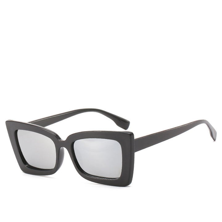 Women’s designer sunglasses with modern geometric frame Bowlift