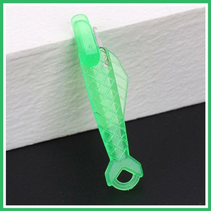 BowLift | Fish Type Sewing Machine Needle Threader