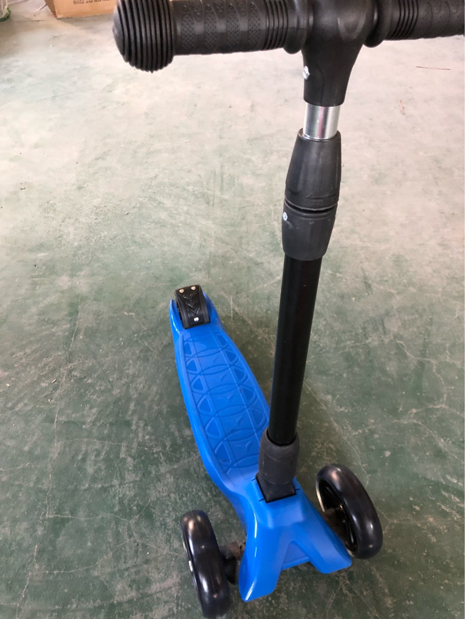 LED Interactive Mini Skate Scooter Bowlift