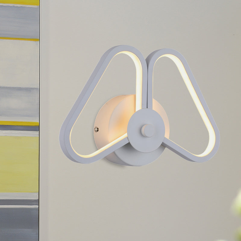 BowLift | Metallic Double Triangle Scone Light Simplicity White/Black LED Wall Light Idea in White/Warm Light