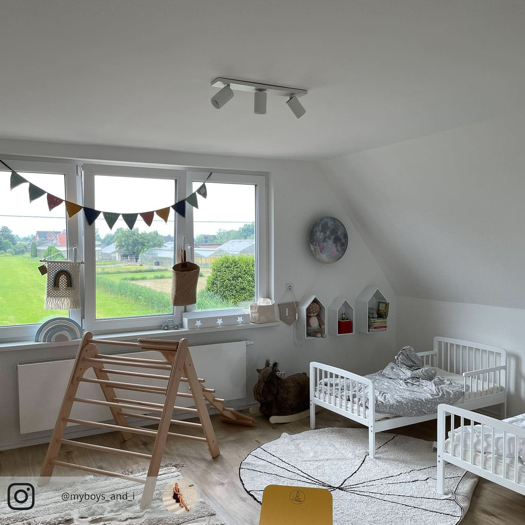 BowLift | Ceiling Spotlight Fixture with 3 Adjustable Lights