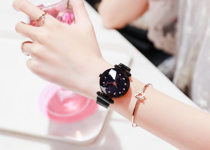 EtoiléE Waterproof Wristwatch | Bowlift