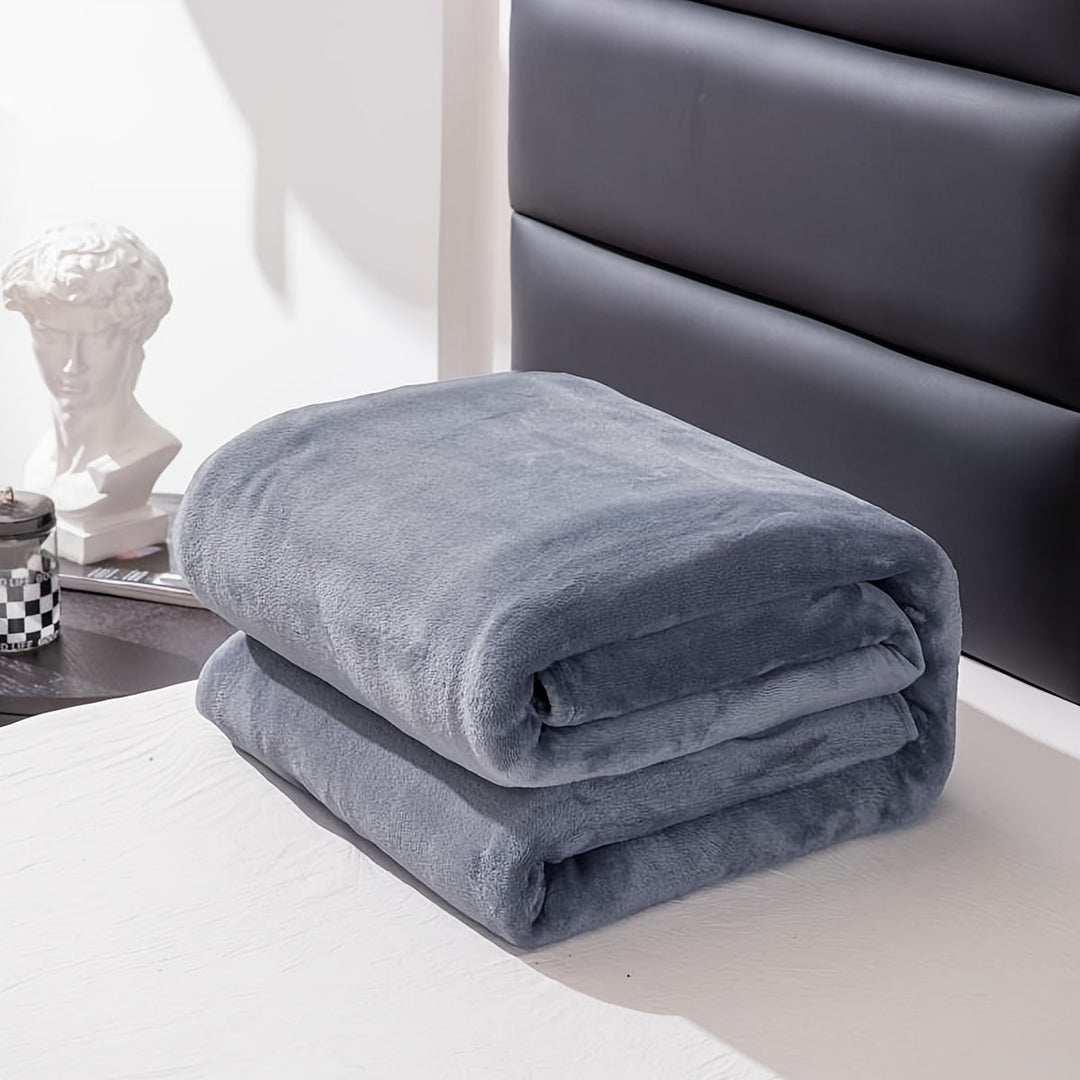 BowLift | Soft and warm gray flannel blanket for all seasons