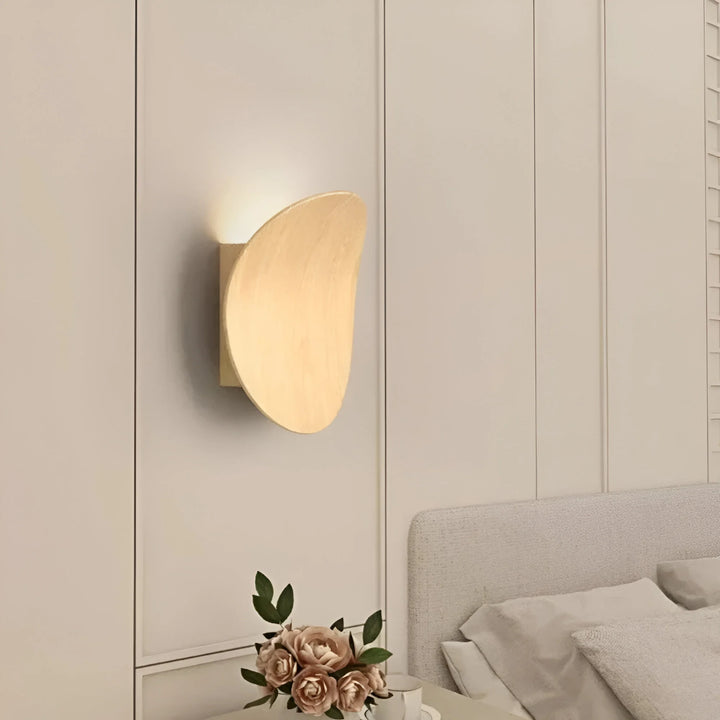 WoodLume – Curved Wooden Wall Light