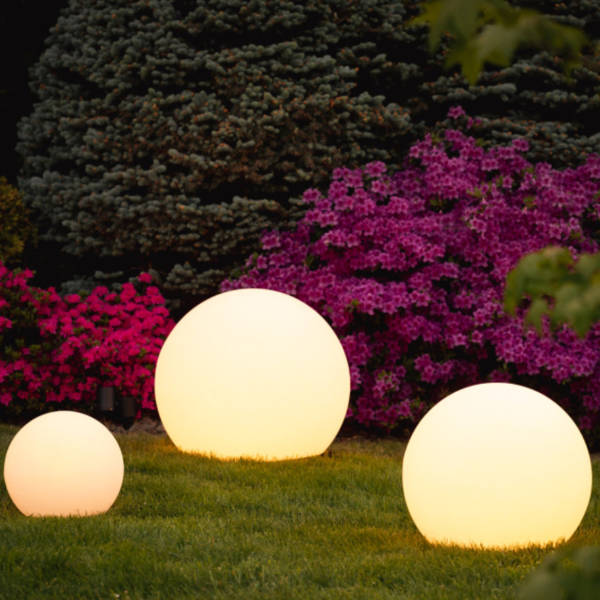 BowLift | AuraColor garden ball LED lighting – 16 colors – Wireless, weatherproof and atmospheric for garden, terrace and party