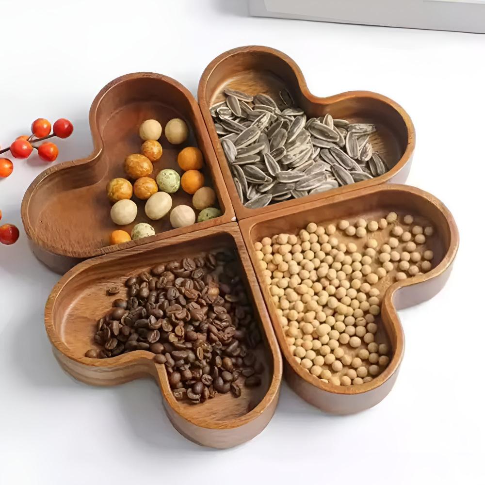 BowLift | Heart-Shaped Wooden Snack Tray | 4 pcs