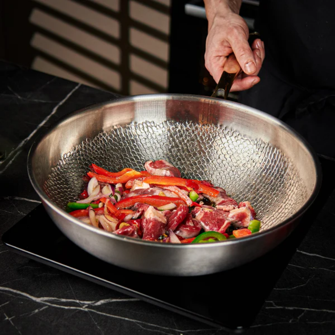 BowLift | Titanium Frying Pan | Non-Toxic, Naturally Non-Stick & Ideal for Healthy Cooking