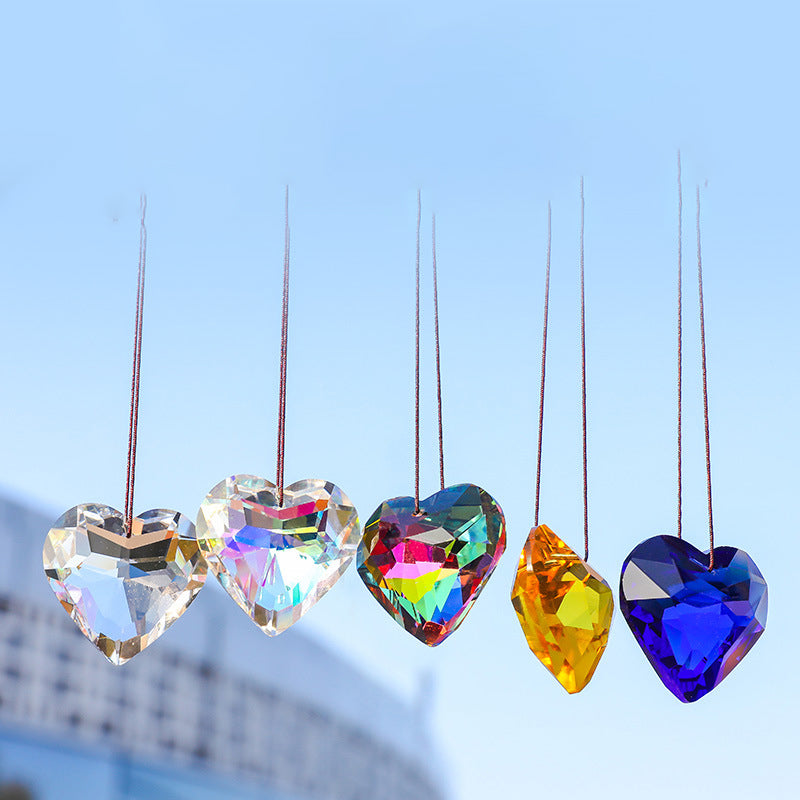 GlimmerHeart Elegant Heart-Shaped Sun Catcher – Enchanting Light Effects for Your Home Bowlift