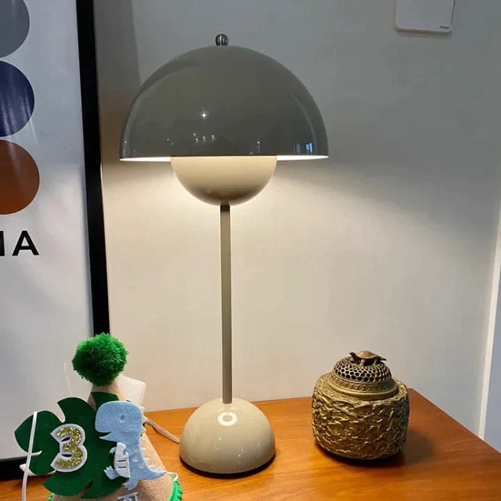 BowLift | Modern table lamp