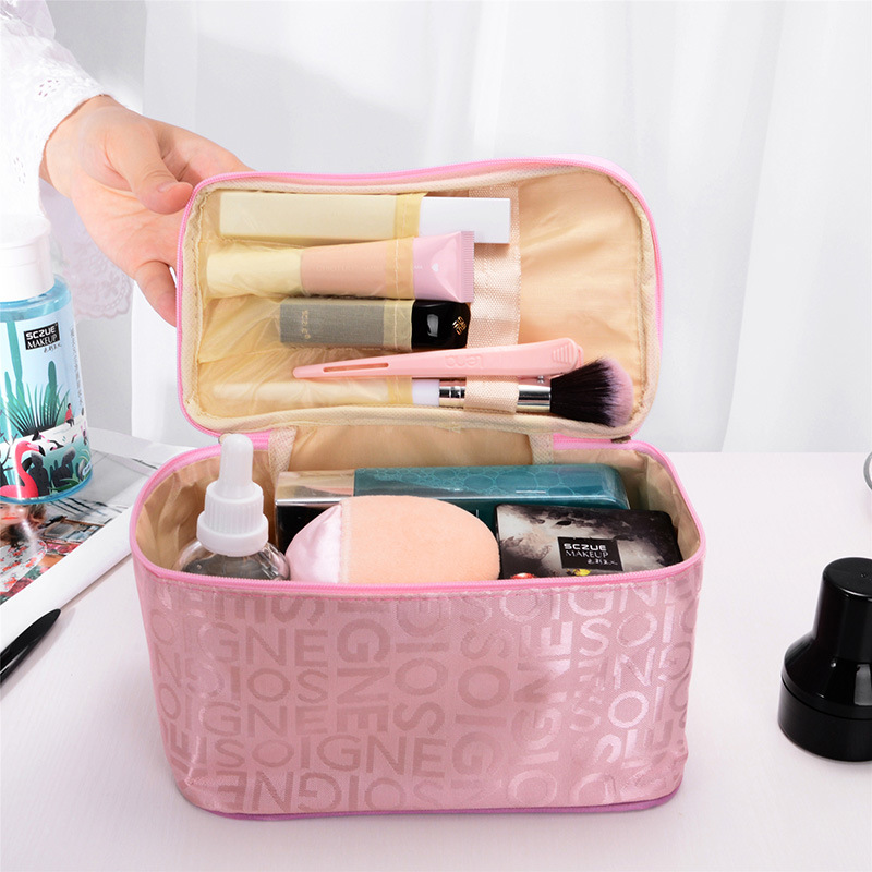 Makeup Bag | Bowlift