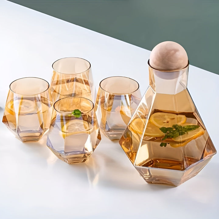 Diamond glass carafe set with 4 glasses – modern and decorative | 5-piece set with lids for water, juice, and wine | Bowlift