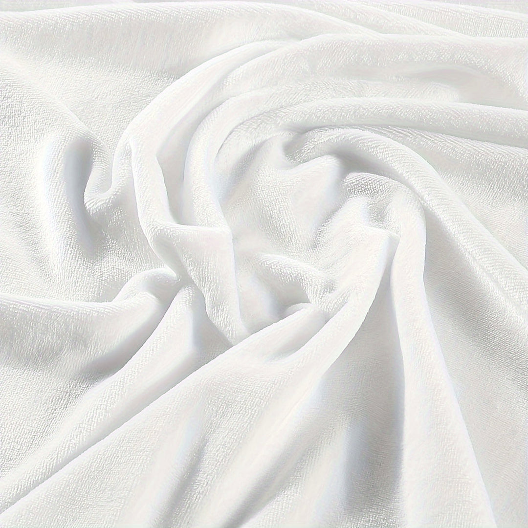 MickeyDream – Playful Fleece Blanket for Comfort Bowlift