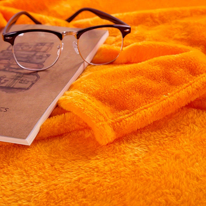 LuxeSoft – Premium Flannel Fleece Blanket for Ultimate Comfort Bowlift