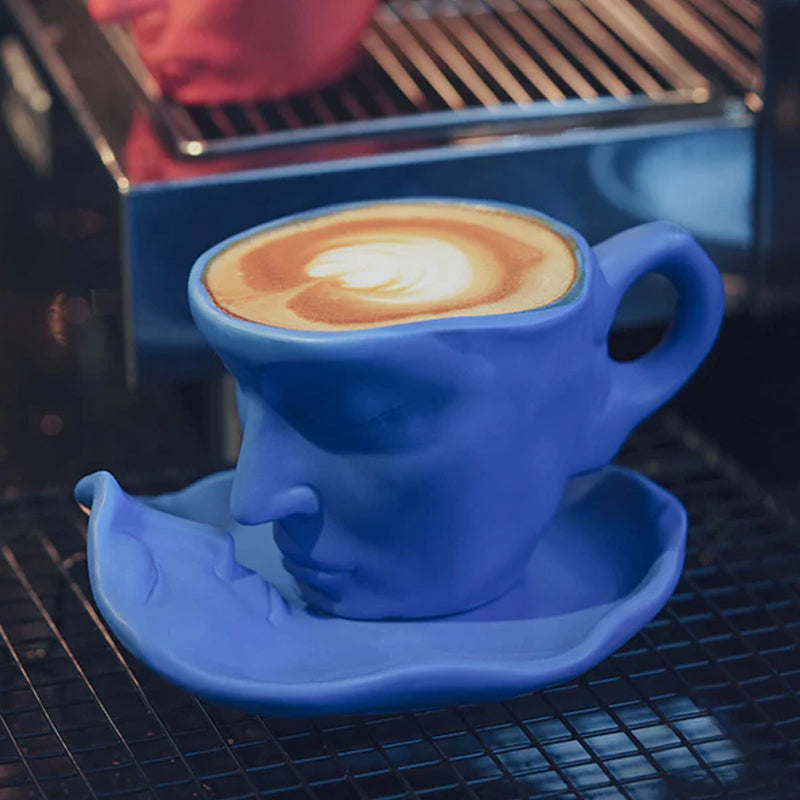 BowLift | KissMug – The fusion of art, love & coffee pleasure