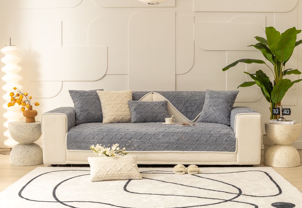 BowLift | Classic One-Piece Sofa Slipcover
