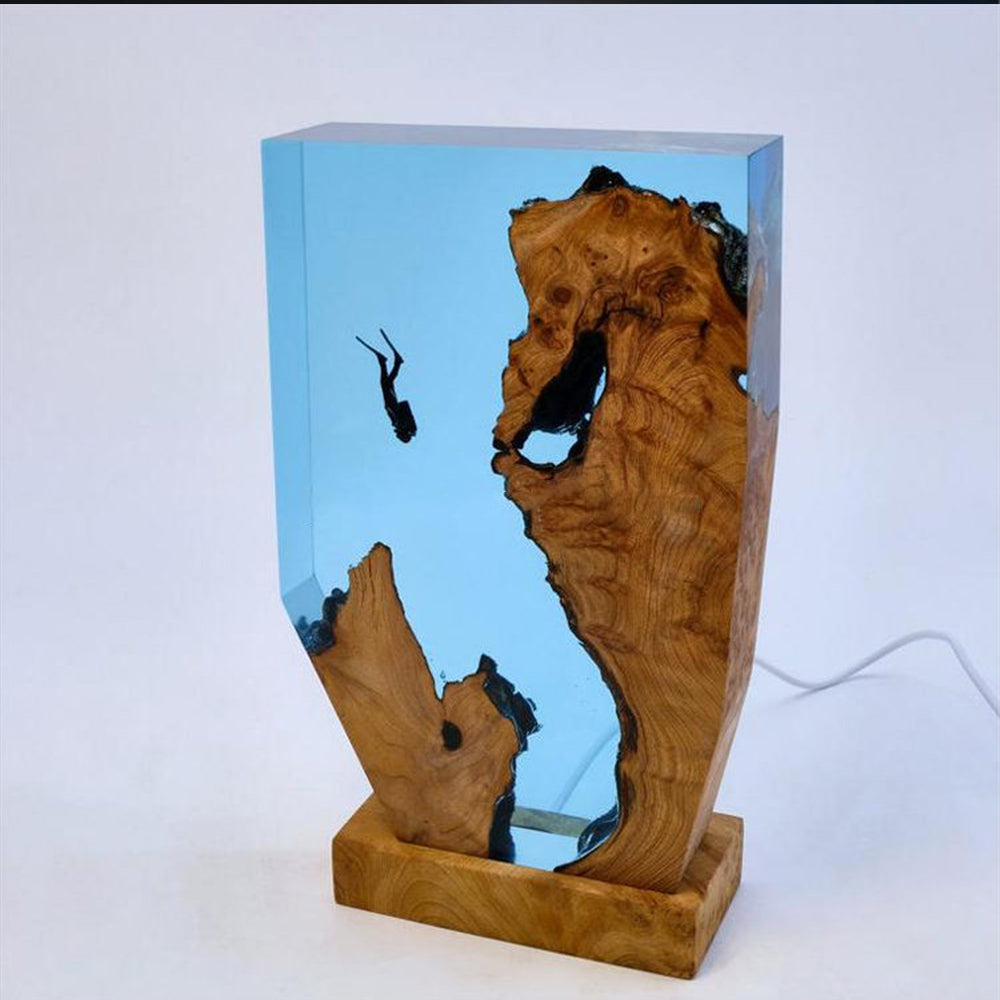 BowLift | Frendorf - Stylish Ocean Karst Diver Table Lamp for Your Home