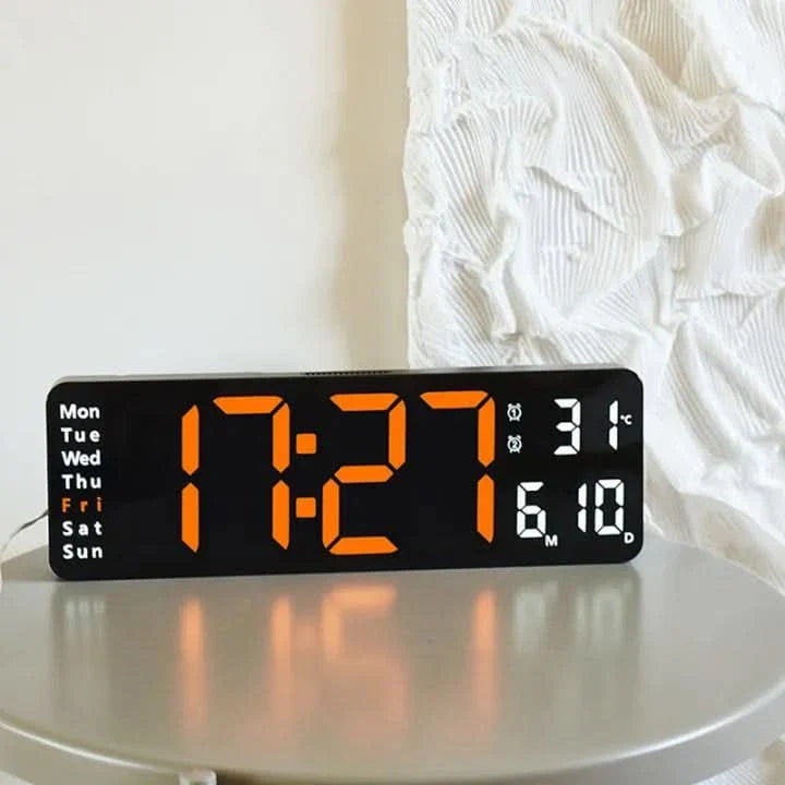 BowLift | ARIS - Digital watch with night light Features