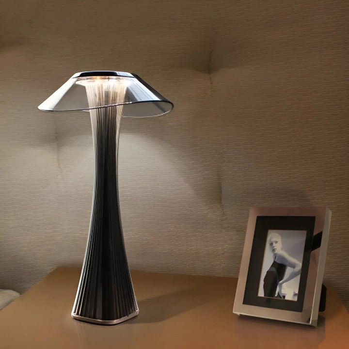 BowLift | Gior Luxe Table Lamp – Elegance and Flexibility