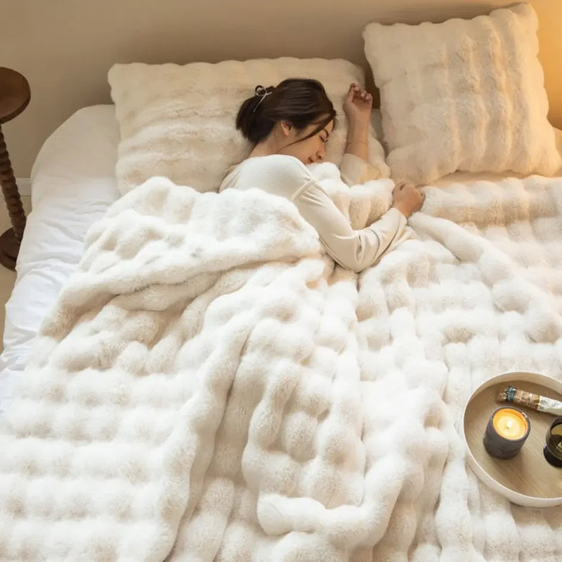 BowLift | Reversible SnuggleSoft fleece blanket Annual warmth