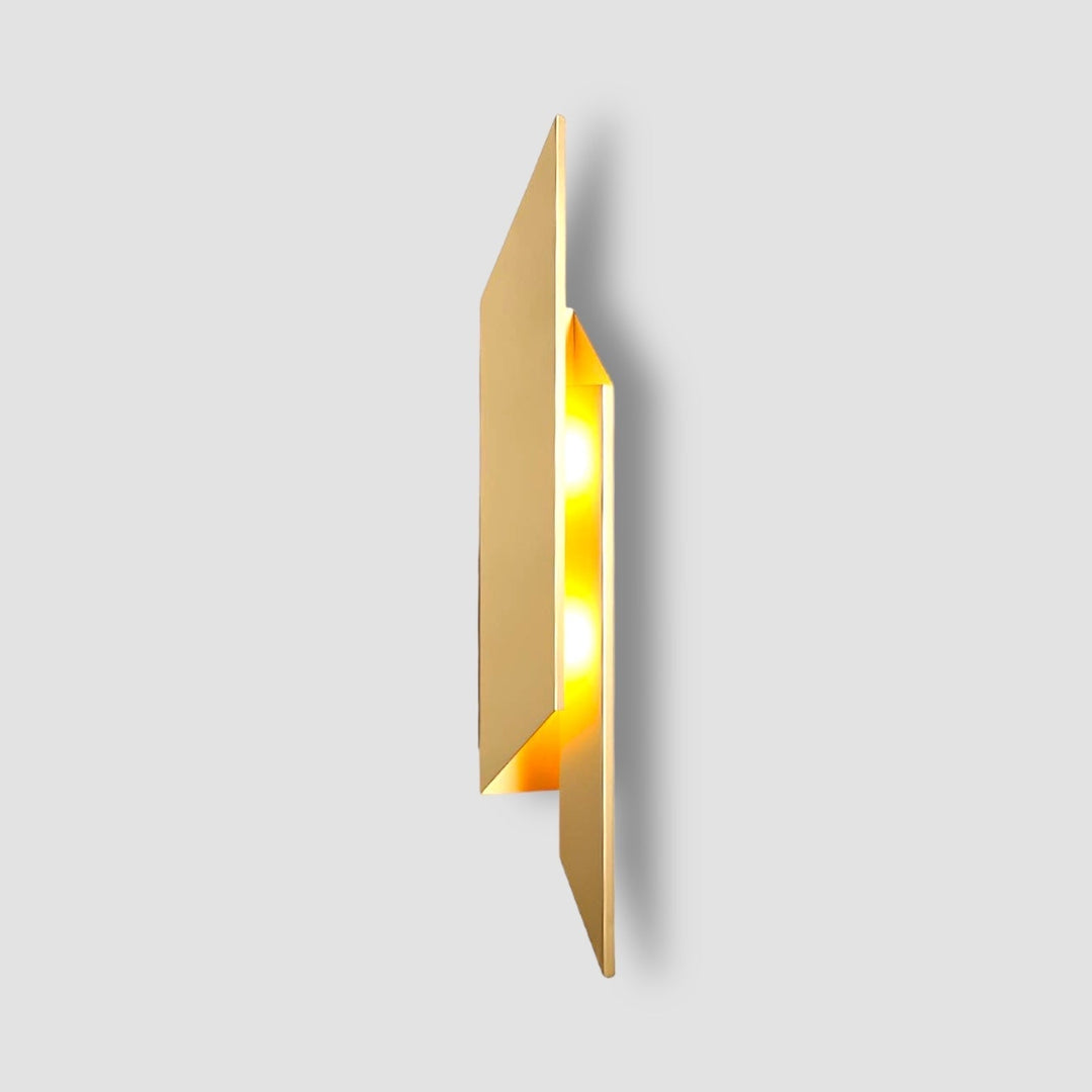 BowLift | Minimalist Wall Lamp with Design Accent