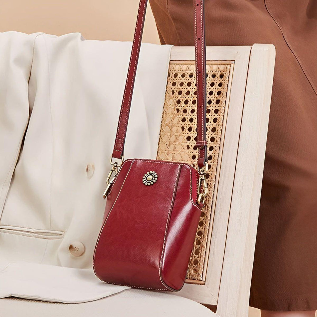 Clara Bag - Luxurious Shoulder Bag for Effortless Elegance | Bowlift