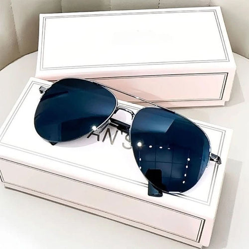 Pilot sunglasses for men with gradient lenses UV400 | Bowlift