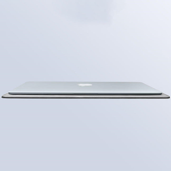 BowLift | Thin and Light Magnetic Laptop Sleeve Bag