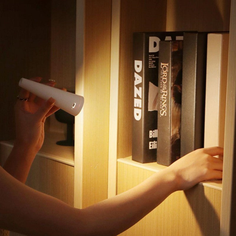 BowLift | Creative LED Bendable Soft Tube Eye-Care Desk Lamp