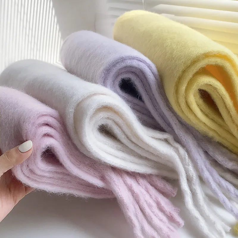 FrostSoft Scarf – Luxury Warmth for the Winter Months Bowlift