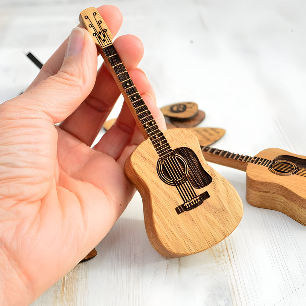 BowLift | Acoustic Guitar Pick Storage Box