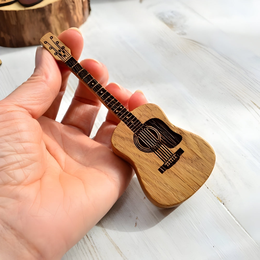BowLift | Acoustic Guitar Pick Storage Box
