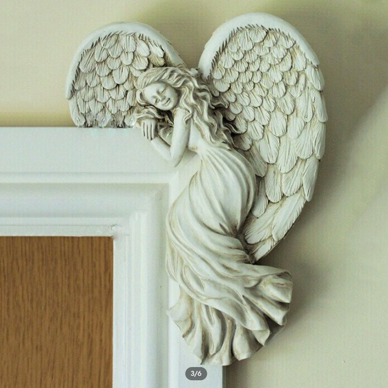 BowLift | Angel-shaped doorframe decoration